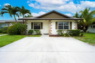 135 Doe Trail, Jupiter, FL 33458