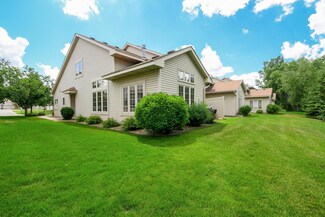357 Allen Ave, Saint Paul, MN 55117
