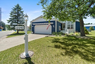12240 Sheffield Dr, Somerset Center, MI 49282