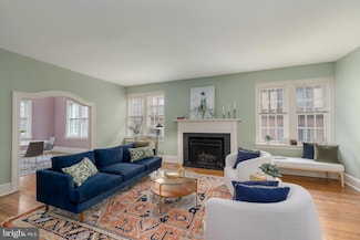 102 W 39th St Unit 2B, Baltimore, MD 21210