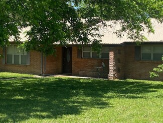 117 E Cypress St, Cross Plains, TX 76443