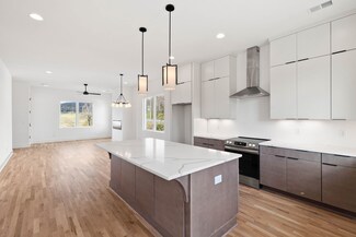 1016 W Trinity Ln Unit 4, Nashville, TN 37218