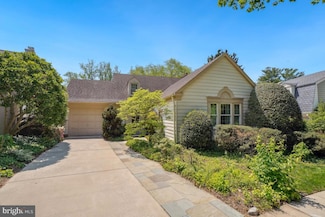 4416 Chalfont Place, Bethesda, MD 20816