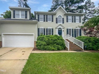 120 Point Harbor Dr, Cary, NC 27519