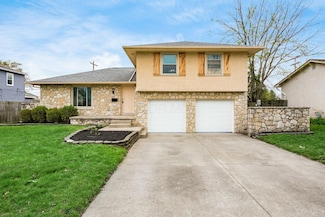 1664 Sugarmaple Dr, Columbus, OH 43229