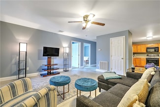 1556 N Main St Unit 7, Fall River, MA 02720