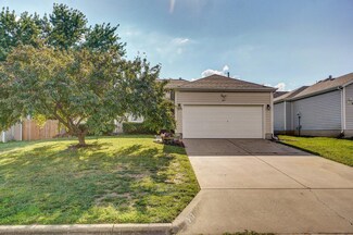 827 S Chinkapin Ave, Nixa, MO 65714