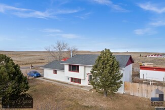 60 Roundup Rd, Rolling Hills, WY 82637