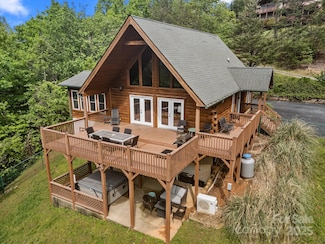 173 Mistletoe Park, Lake Lure, NC 28746