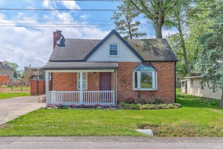 120 W Williams St, Chandler, IN 47610