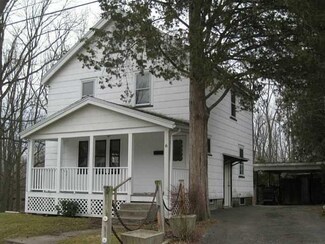 6 Genesee St E, Scottsville, NY 14546