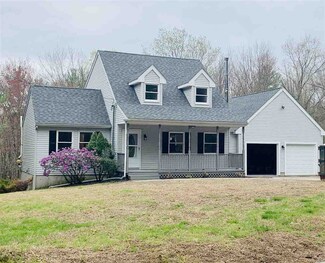 90 Old County Rd, Plaistow, NH 03865