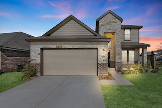 9902 Highland Harvest Dr, Baytown, TX 77521