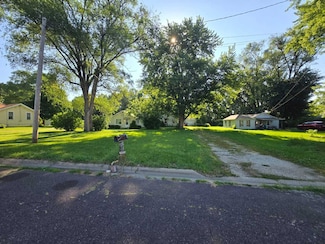 119 Sun Valley Ct, East Peoria, IL 61611