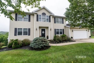351 Carroll Rd, Athens, OH 45701