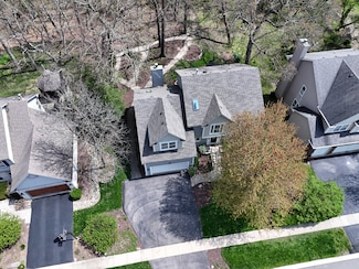 718 Barberry Trail, Fox River Grove, IL 60021