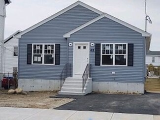 65 Thomas St, Fall River, MA 02723