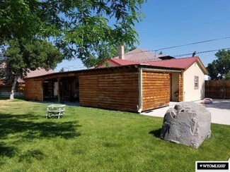 560 Sweetwater St, Lander, WY 82520