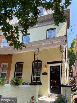 1304 N West St, Wilmington, DE 19801