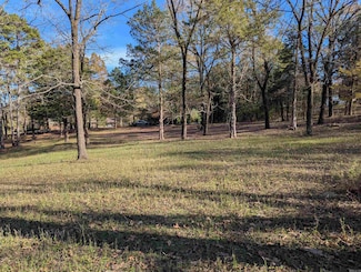9 Sycamore Dr, Conway, AR 72032