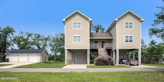 153 Markham Dr, Gulfport, MS 39507