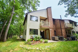 15 Country Birch Ln Unit B-15, Egg Harbor Township, NJ 08234