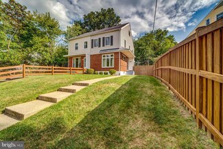 2205 Dartmouth Dr, Alexandria, VA 22307