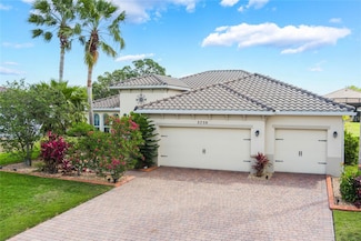 3750 Paradiso Cir, Kissimmee, FL 34746