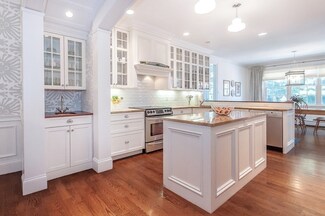 11 Marial Dr, South Dartmouth, MA 02748