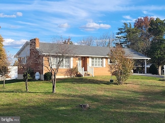 1327 Front Royal Pike, Winchester, VA 22602