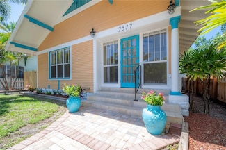 2517 Oakdale St S, Saint Petersburg, FL 33705