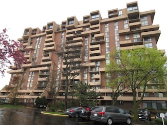465 W Dominion Dr Unit 508, Wood Dale, IL 60191