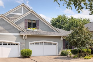 8117 Xerxes Cir, Minneapolis, MN 55431