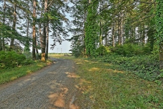 87641 E Beach Loop, Bandon, OR 97411