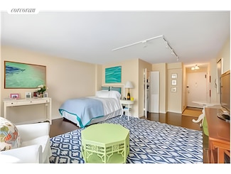 220 E 60th St Unit 11F, New York, NY 10022