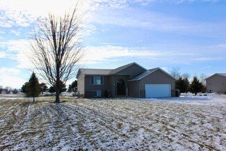 16953 739th St, Hayfield, MN 55940