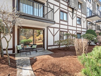 9 Broadway Unit 110, Saugus, MA 01906