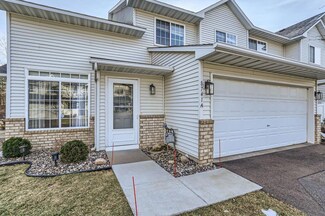 8741 Quarry Ridge Ln Unit A, Woodbury, MN 55125
