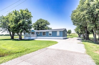 24195 E 1130 Rd, Colony, OK 73021