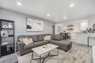 1101 W Macarthur Blvd Unit 197, Santa Ana, CA 92707