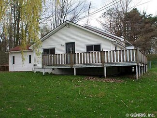 4110 Dutton Rd, Silver Springs, NY 14550