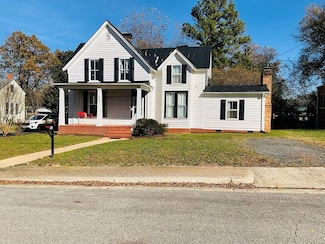 541 Boyd St, Chase City, VA 23924