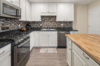 20 East Rd Unit 102, Fairfax, VT 05454