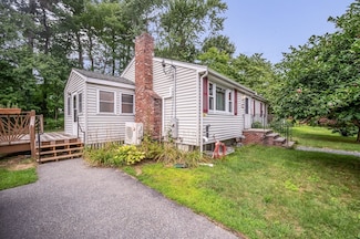 22 Cedar St, Burlington, MA 01803