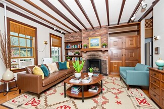31 Myrtle St Unit 4, Boston, MA 02114
