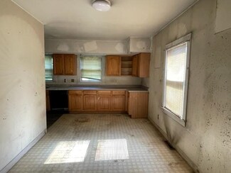 832 Henry Ave, Beloit, WI 53511