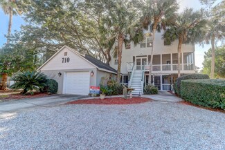 710 W Arctic Ave, Folly Beach, SC 29439