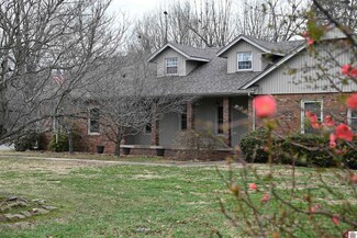 225 Post Oak Tr, Paducah, KY 42003