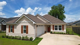 3341 Skyview Dr, Tallahassee, FL 32303