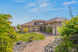 3305 18th St, Lewiston, ID 83501